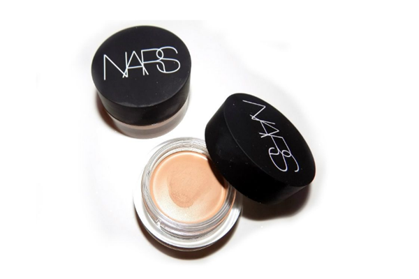 遮瑕膏能遮住眼袋嗎 遮瑕膏能遮住痣嗎 遮瑕膏能遮住眼袋嗎 遮瑕膏能遮住痣嗎