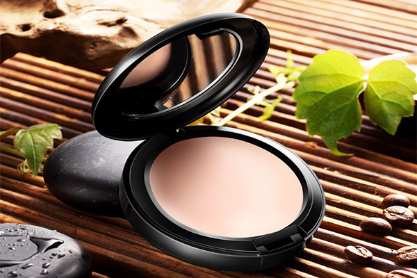 遮瑕膏如何選擇顏色 遮瑕膏有什么功效 遮瑕膏如何選擇顏色 遮瑕膏有什么功效