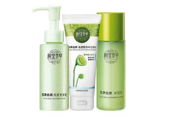 相宜本草護(hù)膚品好不好 相宜本草護(hù)膚品適合什么年齡 相宜本草護(hù)膚品好不好 相宜本草護(hù)膚品適合什么年齡