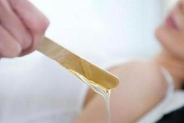 蜜蠟脫毛蜜蠟怎么洗掉 蜜蠟脫毛和脫毛膏哪個好用 蜜蠟脫毛蜜蠟怎么洗掉 蜜蠟脫毛和脫毛膏哪個好用