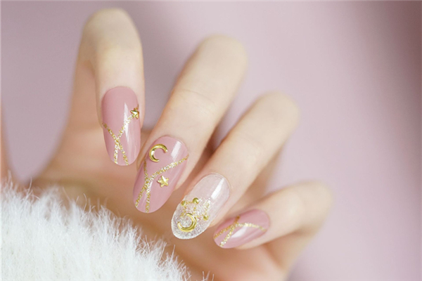 貼甲片全貼好還是半貼好 貼甲片全貼和半貼的區(qū)別 貼甲片全貼好還是半貼好 貼甲片全貼和半貼的區(qū)別