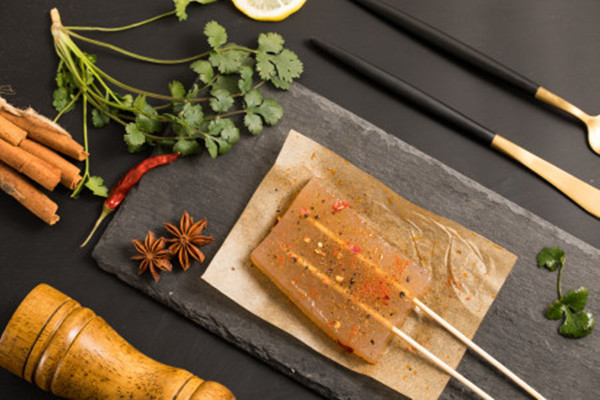 魔芋焯水多長(zhǎng)時(shí)間能熟 魔芋焯水后要過(guò)冷水嗎