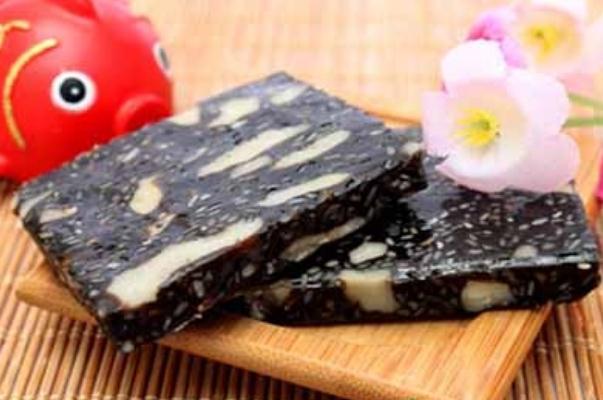 阿膠固元糕是治療什么的 阿膠固元膏是空腹吃還是飯后吃 阿膠固元糕是治療什么的 阿膠固元膏是空腹吃還是飯后吃