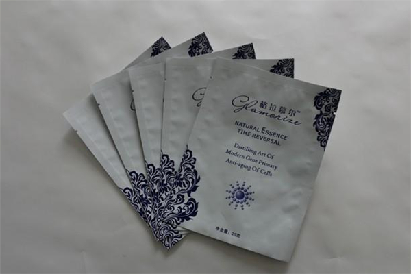 眼膜可以消腫嗎 眼膜可以一天敷兩次嗎 眼膜可以消腫嗎 眼膜可以一天敷兩次嗎