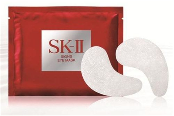 眼膜在面膜之前用還是在面膜之后 眼膜在護(hù)膚的哪個步驟 眼膜在面膜之前用還是在面膜之后 眼膜在護(hù)膚的哪個步驟