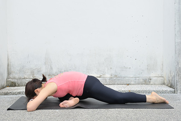 瑜伽能夠減肥嗎 練瑜伽減肥效果好嗎 瑜伽能夠減肥嗎 練瑜伽減肥效果好嗎