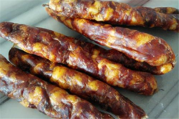 灌香腸肥瘦比例多少才好吃 灌香腸用哪個部位的肉最好 灌香腸肥瘦比例多少才好吃 灌香腸用哪個部位的肉最好