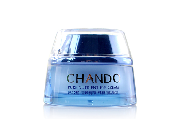 眼霜越早用越好嗎 眼霜什么年齡段開始用 眼霜越早用越好嗎 眼霜什么年齡段開始用