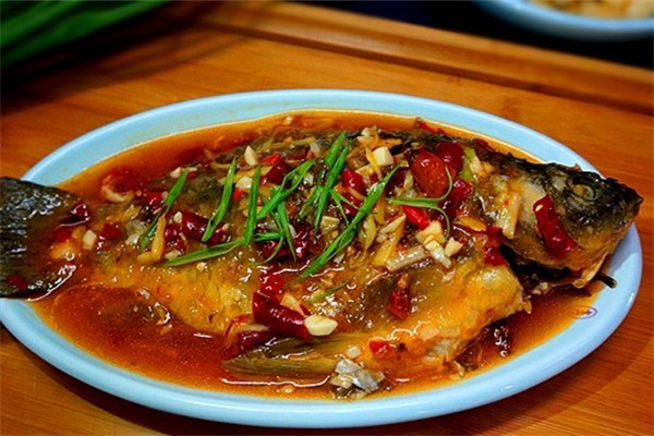 鯽魚(yú)的熱量高嗎 鯽魚(yú)適合減肥吃嗎 鯽魚(yú)的熱量高嗎 鯽魚(yú)適合減肥吃嗎