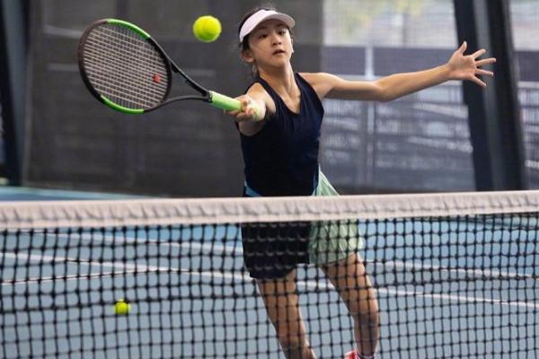 打網(wǎng)球要穿什么鞋 打網(wǎng)球要學多久 打網(wǎng)球要穿什么鞋 打網(wǎng)球要學多久