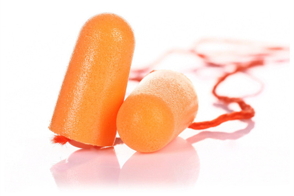 耳塞為什么塞進去卻還有聲音 耳塞怎么戴效果最好 耳塞為什么塞進去卻還有聲音 耳塞怎么戴效果最好