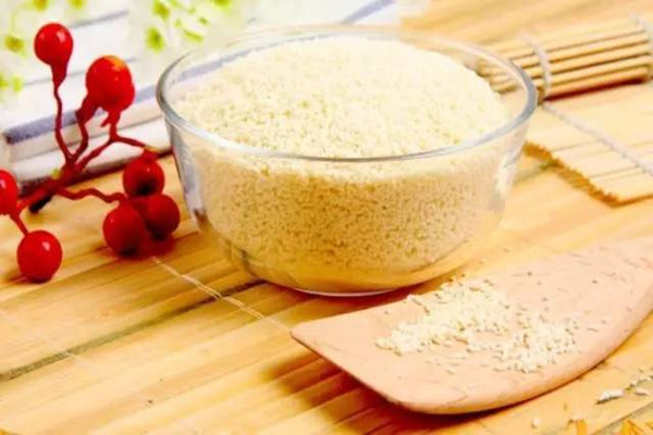 雞精是雞肉做的嗎 雞精是什么做的 雞精是雞肉做的嗎 雞精是什么做的