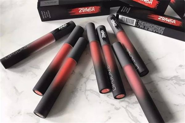 唇釉和口紅哪個(gè)更好用 唇釉和口紅的優(yōu)缺點(diǎn) 唇釉和口紅哪個(gè)更好用 唇釉和口紅的優(yōu)缺點(diǎn)