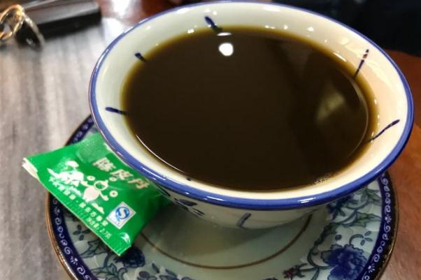 涼茶是飯前還是飯后喝 涼茶是什么意思 涼茶是飯前還是飯后喝 涼茶是什么意思