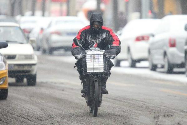 寒潮會(huì)帶來降水嗎 寒潮會(huì)影響快遞嗎 寒潮會(huì)帶來降水嗎 寒潮會(huì)影響快遞嗎