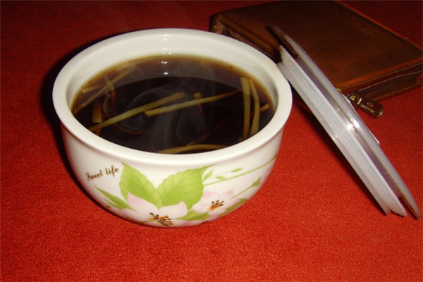 姜絲可樂可以驅(qū)寒嗎 姜絲可樂預(yù)防感冒嗎 姜絲可樂可以驅(qū)寒嗎 姜絲可樂預(yù)防感冒嗎