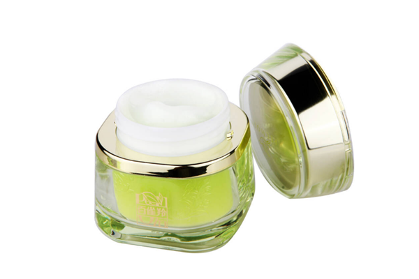 百雀羚面霜哪個(gè)好用 百雀羚哪款面霜最保濕 百雀羚面霜哪個(gè)好用 百雀羚哪款面霜最保濕