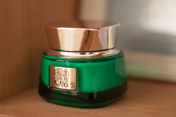 百雀羚幀顏霜好用嗎 百雀羚幀顏霜功效怎么樣 百雀羚幀顏霜好用嗎 百雀羚幀顏霜功效怎么樣