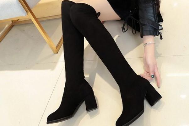 長筒靴的晾曬方法 過膝靴能水洗嗎 長筒靴的晾曬方法 過膝靴能水洗嗎