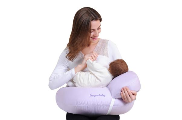 哺乳枕可以用到幾個(gè)月 哺乳枕的正確使用方法 哺乳枕可以用到幾個(gè)月 哺乳枕的正確使用方法