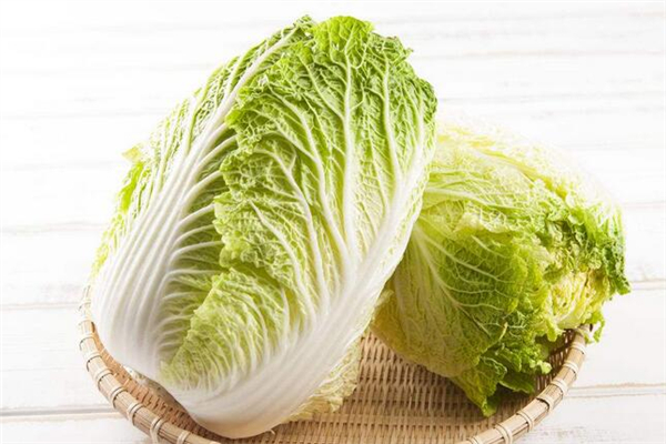 白菜做好了可以隔夜吃嗎 白菜隔夜有毒嗎 白菜做好了可以隔夜吃嗎 白菜隔夜有毒嗎