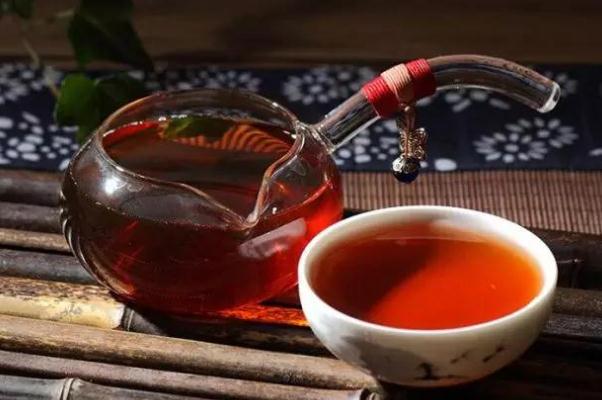 黑茶要煮著喝嗎 黑茶為什么要洗三次 黑茶要煮著喝嗎 黑茶為什么要洗三次