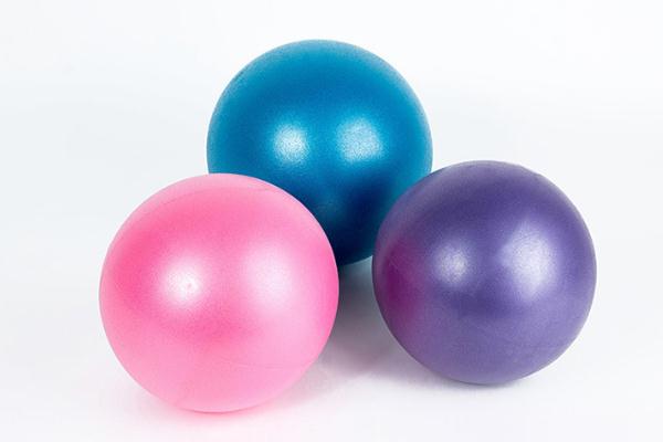 瑜伽球能緩解腰酸背痛嗎 瑜伽球?yàn)槭裁纯梢灾a(chǎn) 瑜伽球能緩解腰酸背痛嗎 瑜伽球?yàn)槭裁纯梢灾a(chǎn)