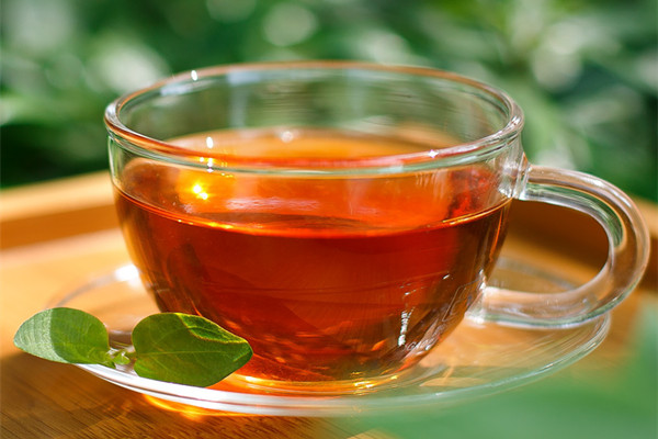 紅茶適合什么季節(jié)喝 紅茶喝了有什么好處 紅茶適合什么季節(jié)喝 紅茶喝了有什么好處