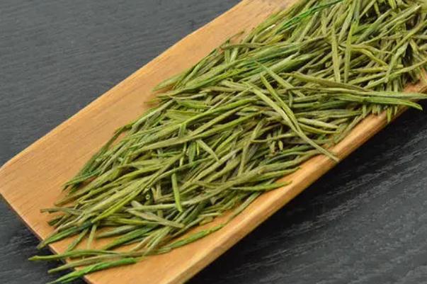 安吉白茶要多少度水泡 安吉白茶要放冰箱保存嗎 安吉白茶要多少度水泡 安吉白茶要放冰箱保存嗎