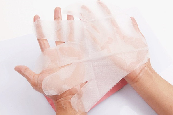 手膜可以敷一晚上嗎 手膜可以重復(fù)使用嗎 手膜可以敷一晚上嗎 手膜可以重復(fù)使用嗎