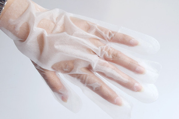 手膜可以美白嗎 手膜敷一晚上有什么后果 手膜可以美白嗎 手膜敷一晚上有什么后果