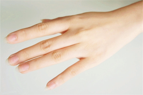 手膜和手蠟的區(qū)別 手膜好還是手蠟好 手膜和手蠟的區(qū)別 手膜好還是手蠟好