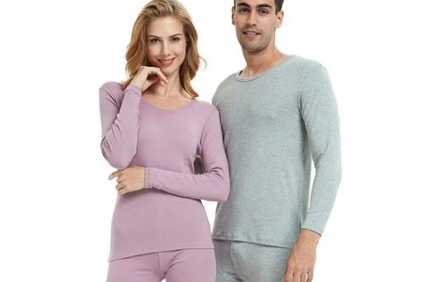 秋衣秋褲要翻過來洗嗎 秋衣秋褲要洗了才能穿嗎 秋衣秋褲要翻過來洗嗎 秋衣秋褲要洗了才能穿嗎