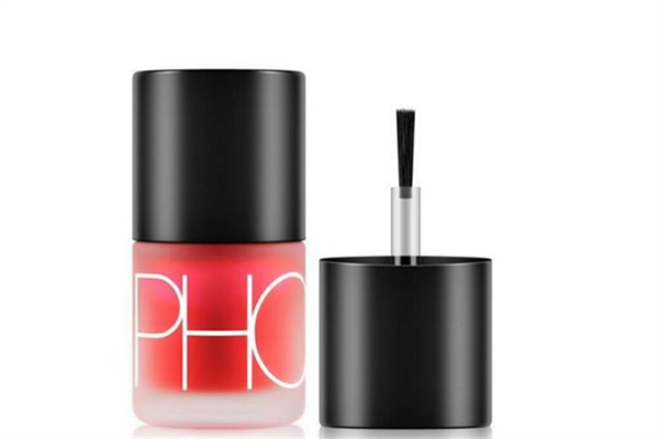 染唇液對(duì)嘴部傷害大嗎 染唇液是什么 染唇液對(duì)嘴部傷害大嗎 染唇液是什么