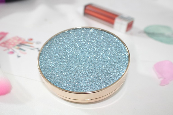 粉餅和氣墊有什么區(qū)別 粉餅和氣墊哪個補妝效果好 粉餅和氣墊有什么區(qū)別 粉餅和氣墊哪個補妝效果好