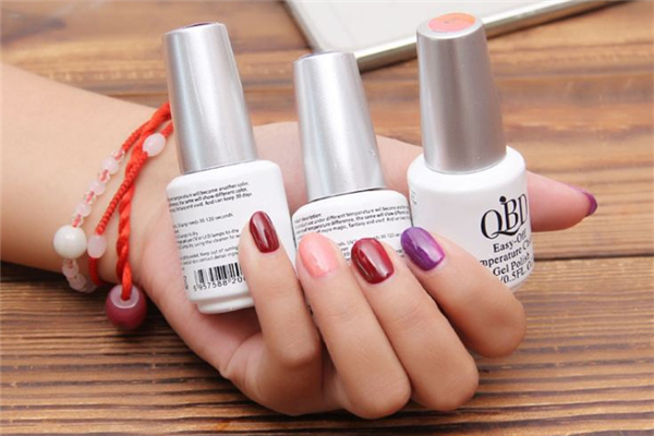 甲油膠刷頭變硬怎么辦 甲油膠刷子怎么清理 甲油膠刷頭變硬怎么辦 甲油膠刷子怎么清理