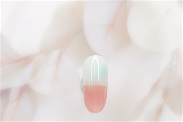 甲油膠使用前要搖一搖嗎 甲油膠的操作步驟 甲油膠使用前要搖一搖嗎 甲油膠的操作步驟