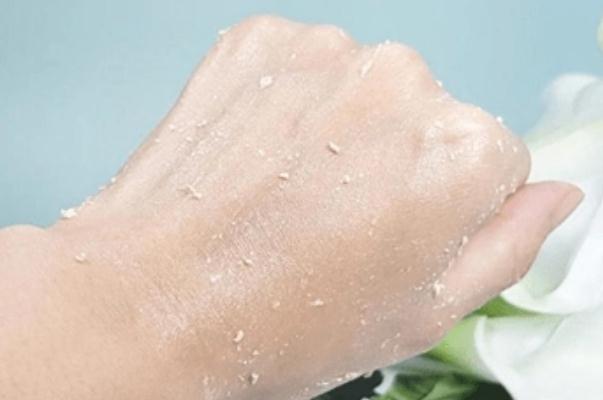 去角質(zhì)的產(chǎn)品哪款好用 去角質(zhì)對(duì)痘痘有用嗎 去角質(zhì)的產(chǎn)品哪款好用 去角質(zhì)對(duì)痘痘有用嗎