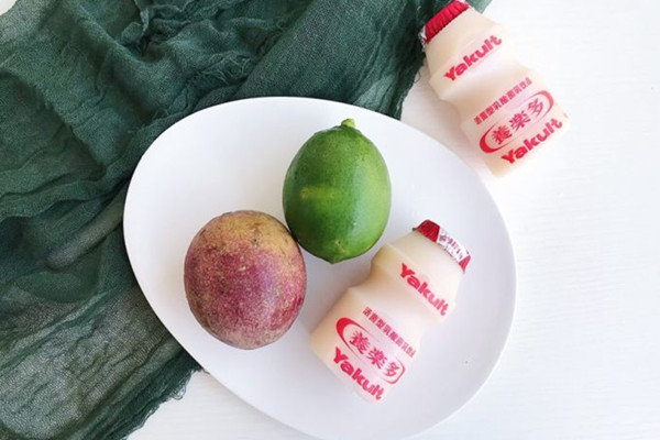 養(yǎng)樂(lè)多有什么營(yíng)養(yǎng)價(jià)值 養(yǎng)樂(lè)多糖尿病人能喝嗎