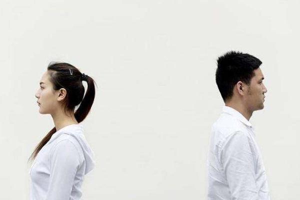 情侶分手會(huì)復(fù)合嗎 情侶分手還會(huì)復(fù)合的表現(xiàn) 情侶分手會(huì)復(fù)合嗎 情侶分手還會(huì)復(fù)合的表現(xiàn)