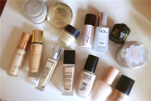 妝前乳是化妝品還是護(hù)膚品 妝前乳是水乳嗎 妝前乳是化妝品還是護(hù)膚品 妝前乳是水乳嗎