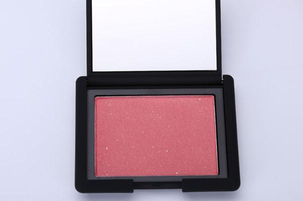 腮紅會卡粉嗎 液體腮紅怎么用不卡粉 腮紅會卡粉嗎 液體腮紅怎么用不卡粉