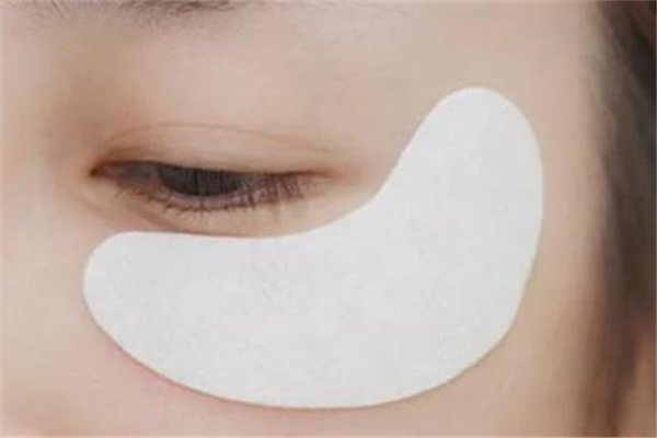 眼睛哭腫會(huì)影響視力嗎 眼睛哭腫用水煮雞蛋有用嗎 眼睛哭腫會(huì)影響視力嗎 眼睛哭腫用水煮雞蛋有用嗎