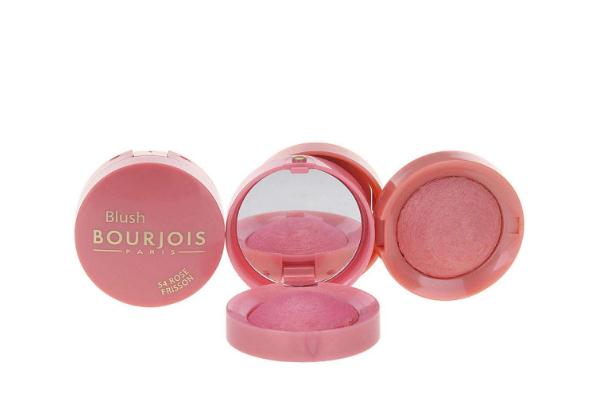 腮紅對(duì)皮膚傷害大嗎 腮紅對(duì)妝容的重要性 腮紅對(duì)皮膚傷害大嗎 腮紅對(duì)妝容的重要性