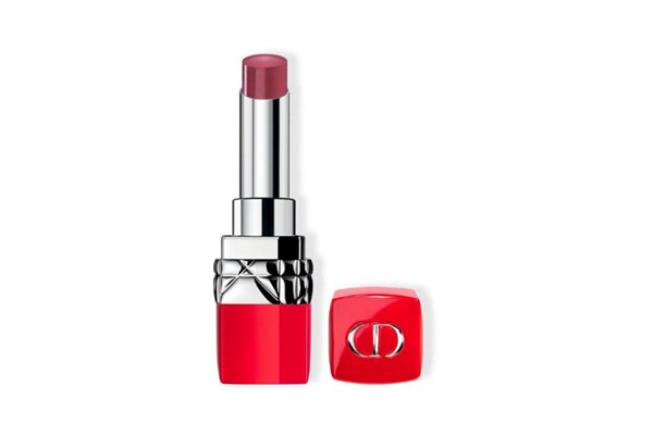 迪奧和香奈兒是一個檔次的嗎 迪奧和香奈兒的香水哪個好 迪奧和香奈兒是一個檔次的嗎 迪奧和香奈兒的香水哪個好