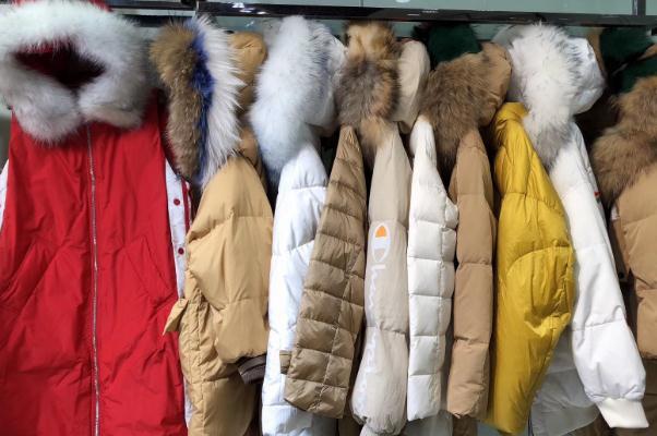 中高端羽絨服品牌有哪些 羽絨服漲價中高端產(chǎn)品斷貨斷碼 中高端羽絨服品牌有哪些 羽絨服漲價中高端產(chǎn)品斷貨斷碼