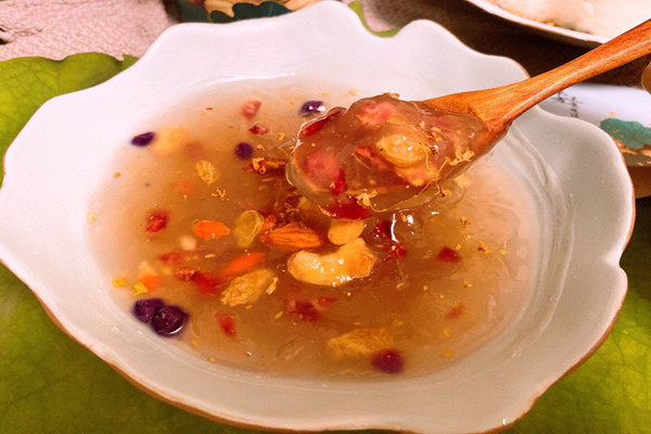 李子柒桂花堅(jiān)果藕粉好吃嗎 李子柒桂花堅(jiān)果藕粉熱量高嗎 李子柒桂花堅(jiān)果藕粉好吃嗎 李子柒桂花堅(jiān)果藕粉熱量高嗎