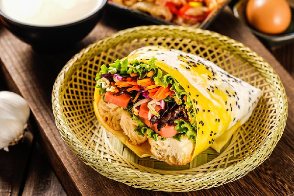 煎餅果子有什么材料 煎餅果子有營養(yǎng)嗎 煎餅果子有什么材料 煎餅果子有營養(yǎng)嗎