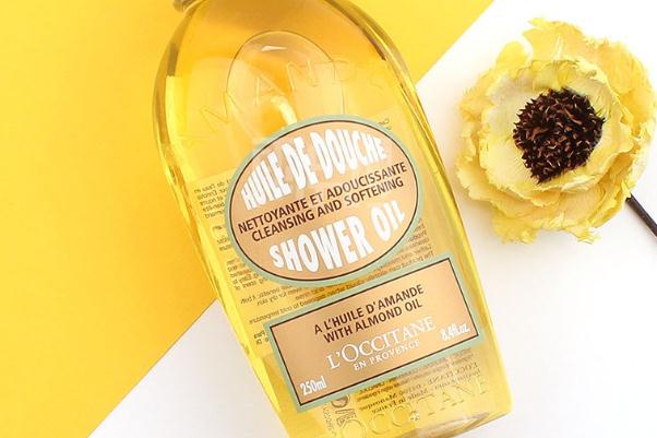 沐浴油和沐浴露的區(qū)別 沐浴油可以代替沐浴露嗎 沐浴油和沐浴露的區(qū)別 沐浴油可以代替沐浴露嗎