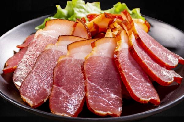 熏臘肉是什么時候 熏臘肉要曬幾天 熏臘肉是什么時候 熏臘肉要曬幾天
